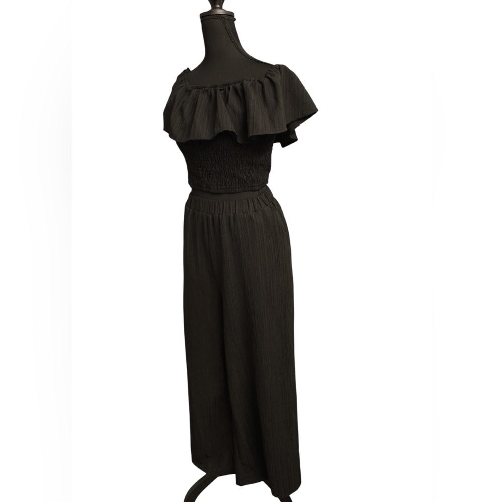 Shein Black Off Shoulder Two Piece Set Size M Ruffle Crop Top Wide Leg Pants